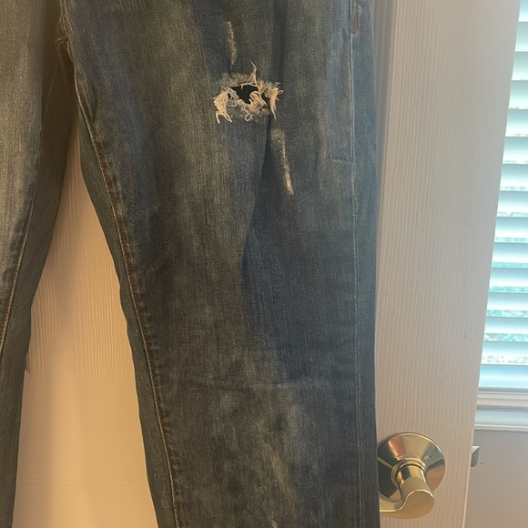 Converse One Star Sheridan Skinny Distressed Jeans - Picture 4 of 5